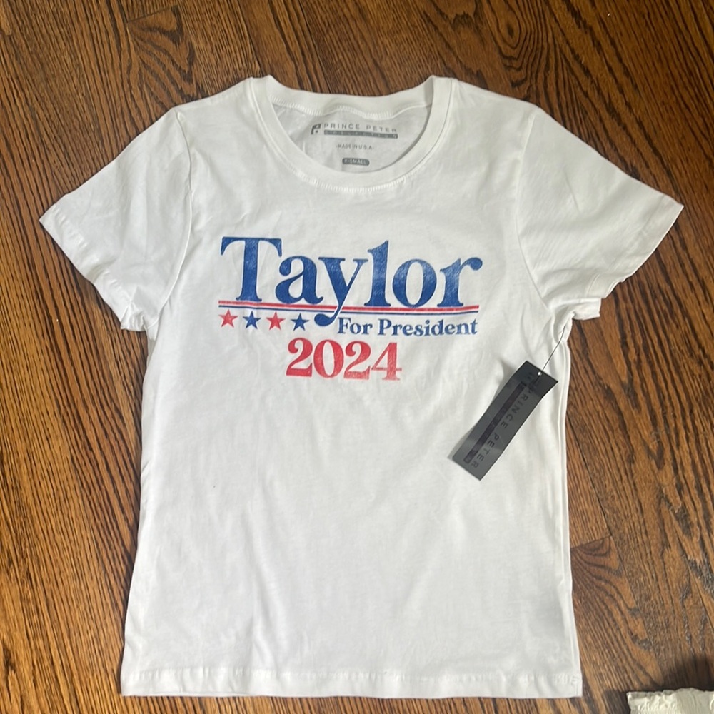 “Taylor for President 2024” t shirt